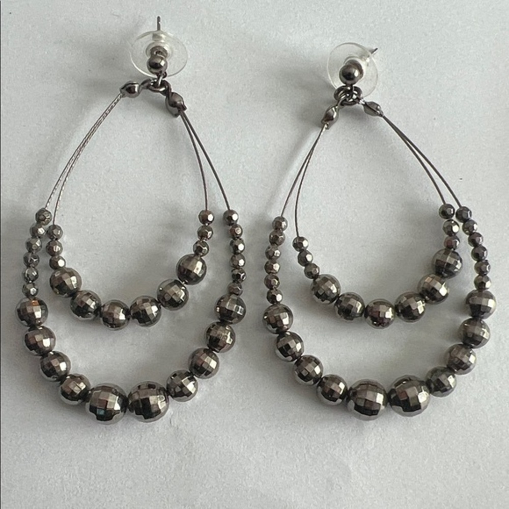 Silver lightweight earrings